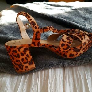 Leopard print High heel Open Toe Sandals!!